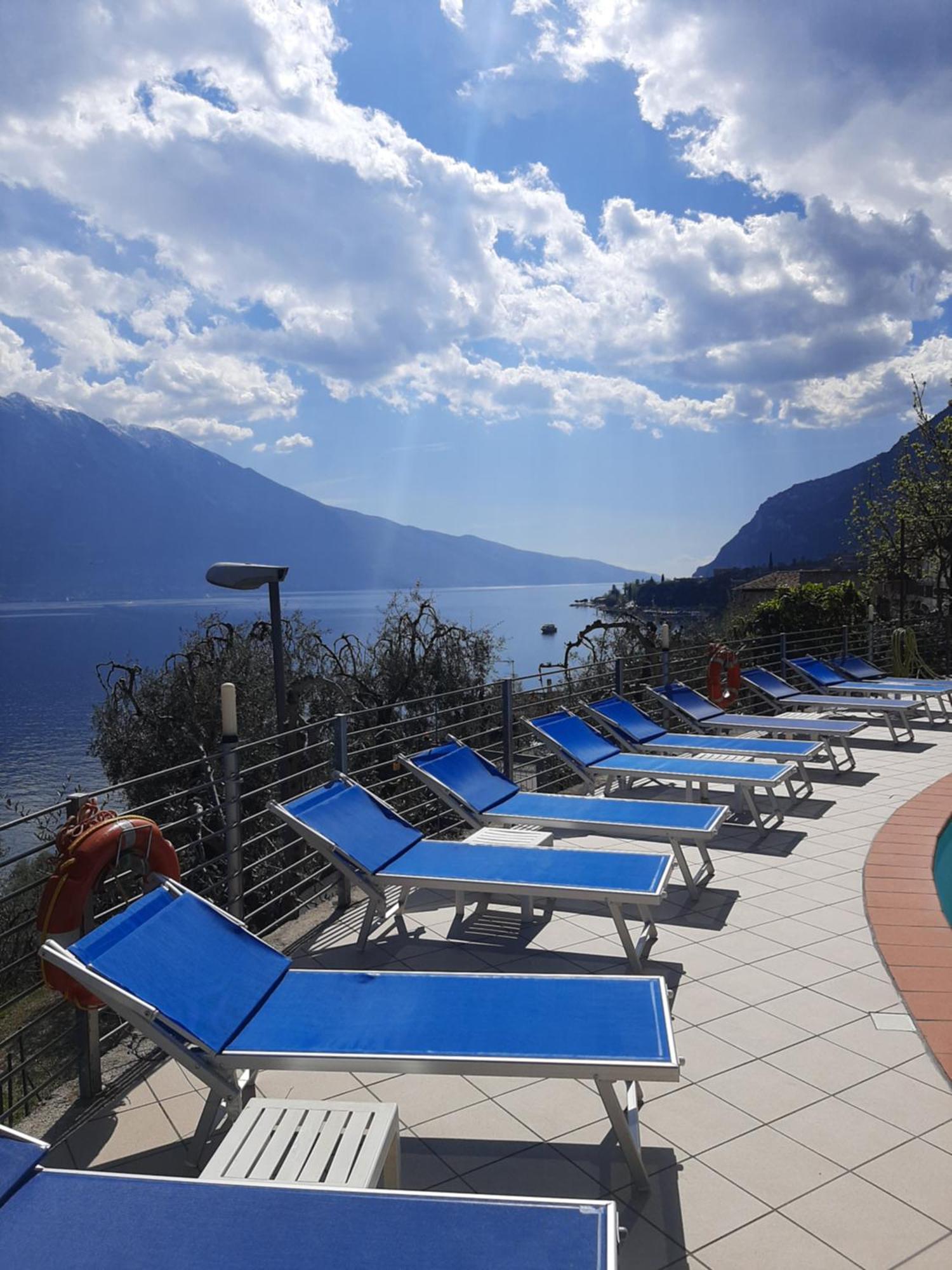 Hotel Augusta Garni Лімоне-суль-Гарда Екстер'єр фото